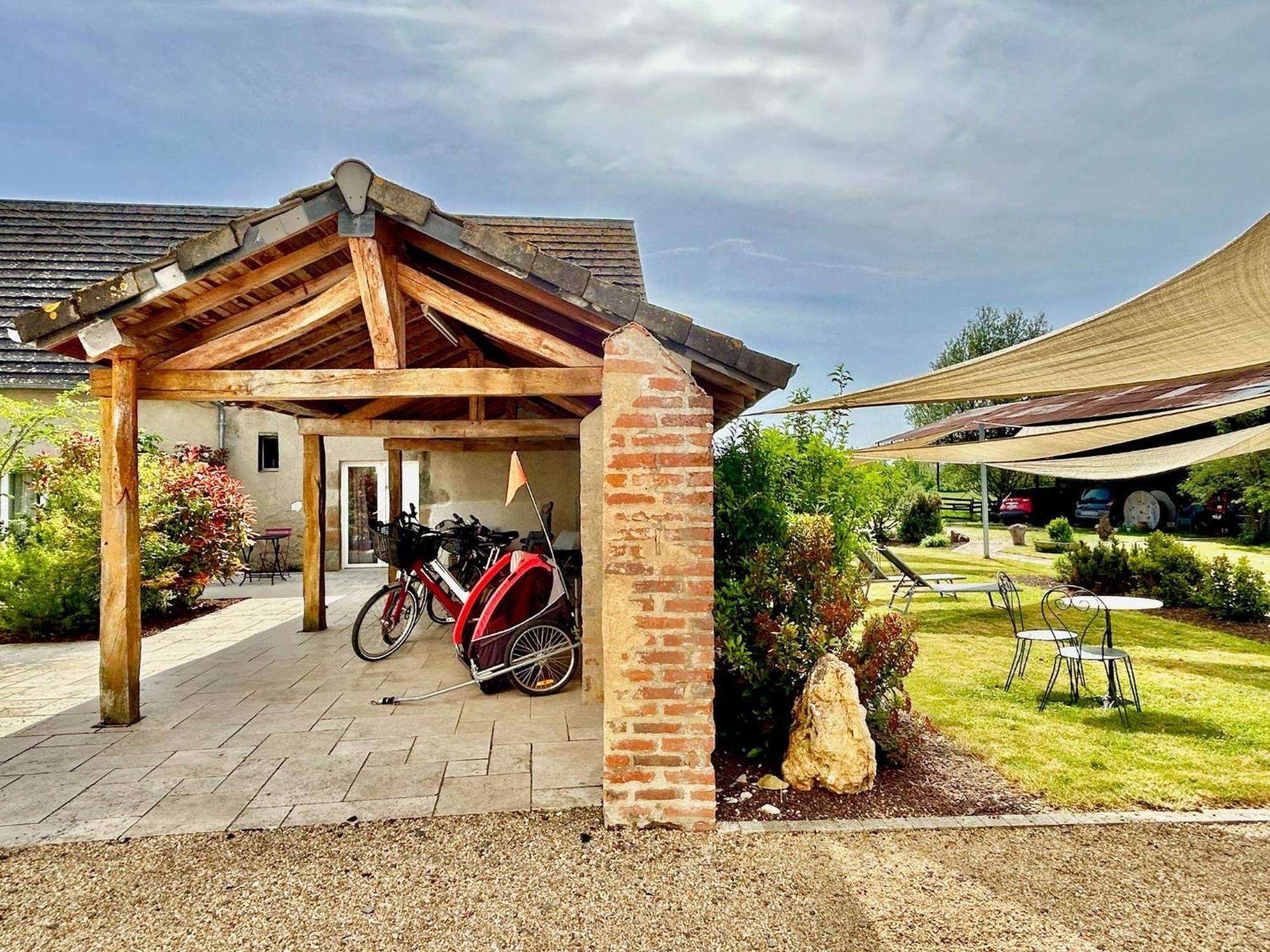 Le Petit Nancay Bed & Breakfast Thénioux Exterior photo